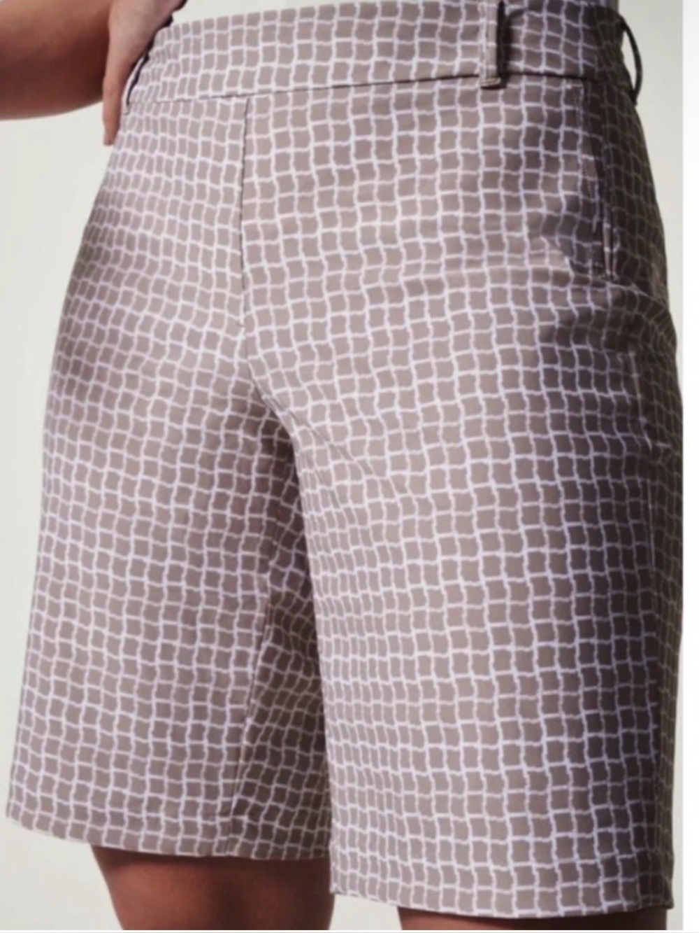 Spanx Sunshine Bermuda Shorts Fawn White Bespoke Check Shorts XS